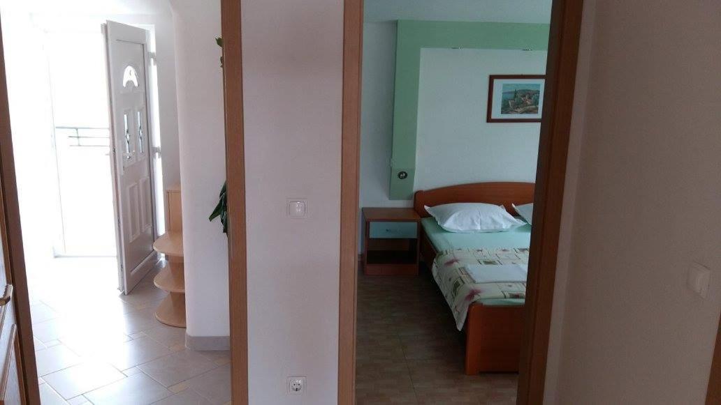 Apartmani Kontic Baška Voda Екстериор снимка